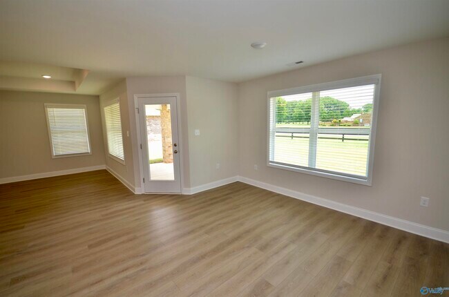 Foto del edificio - 3209 Chestnut Ct SE