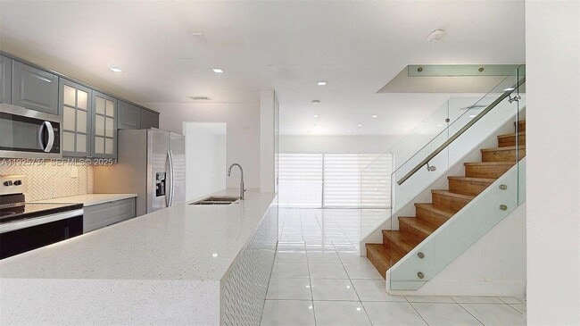 Foto del edificio - 8212 NW 8th Pl