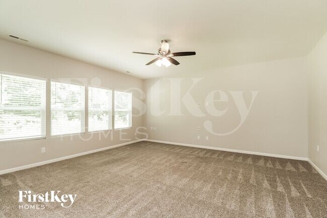 Foto del edificio - 8000 Camden Crossing