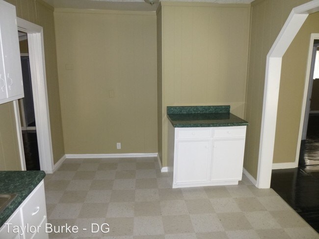 Building Photo - 306 83rd St N