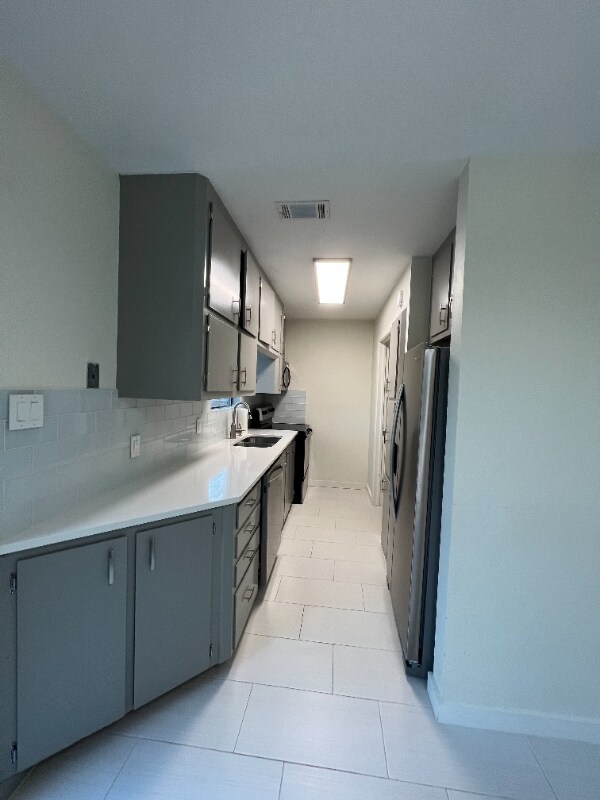Building Photo - 720 Scarlet Oak St