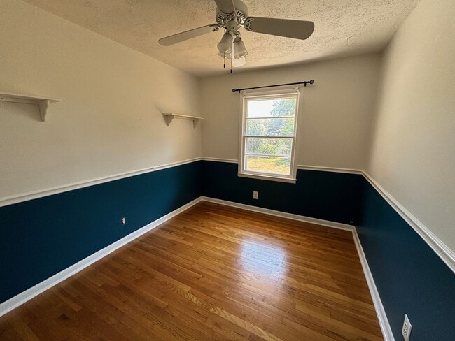 Building Photo - 305 Highland Ave