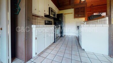 Building Photo - 9 Calle De Paloma