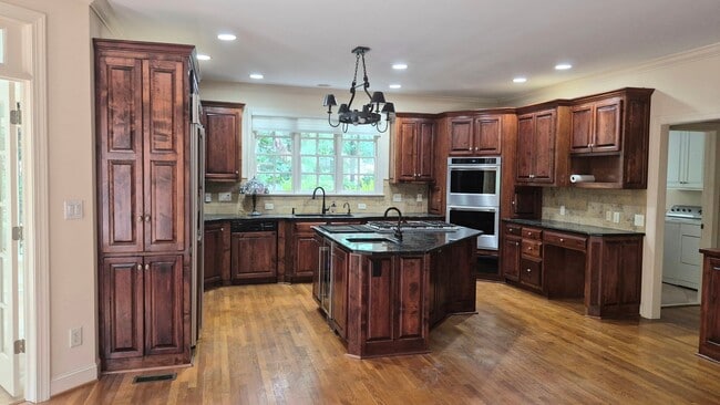 Building Photo - 4413 Turnberry Cir