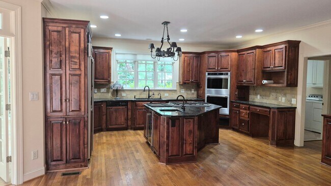Foto del edificio - 4413 Turnberry Cir
