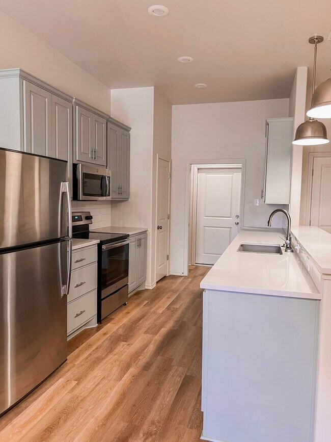 Foto del edificio - 2 Bedroom 2 Bathroom