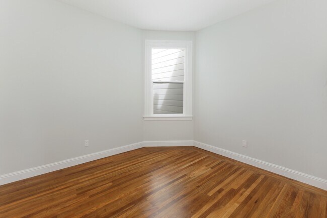 Bedroom 2 - 1941 Mason Street