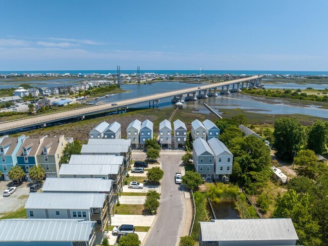 Foto del edificio - 207 A Bridgeview Court