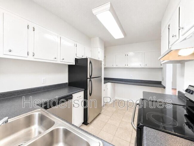 Foto del edificio - 2632 Park Rd