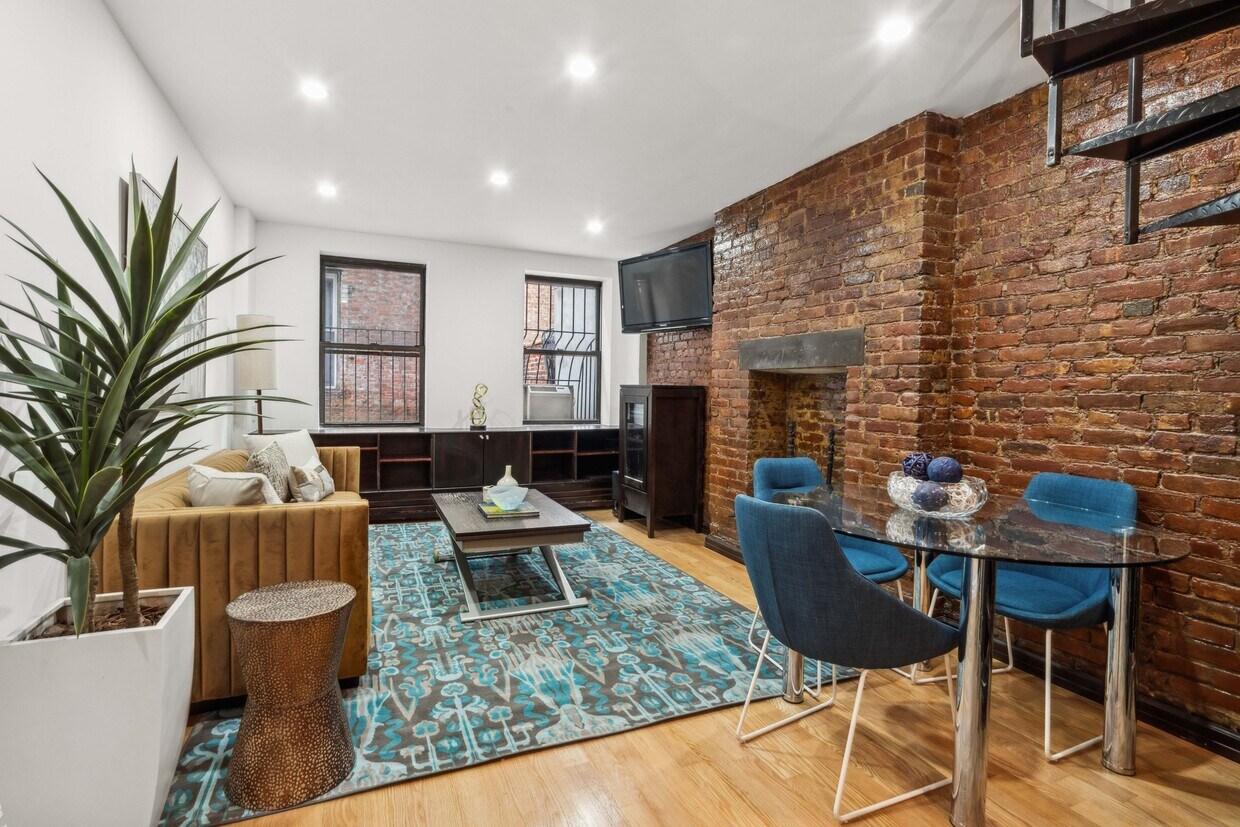 Photo - 118 Suffolk St (New York, NY)