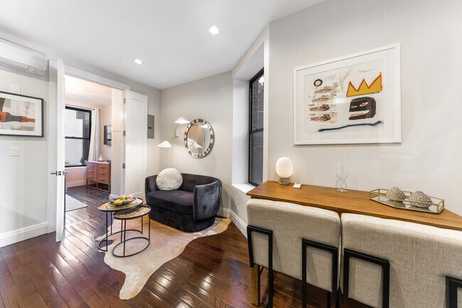 Foto del edificio - 417 E 60th St