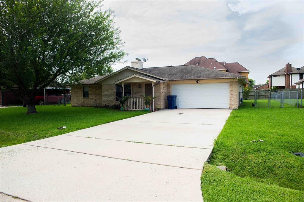 Primary Photo - 2406 Lily Ln