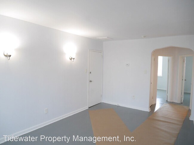 Foto del edificio - 2 br, 1 bath House - 3707 West Franklin St...