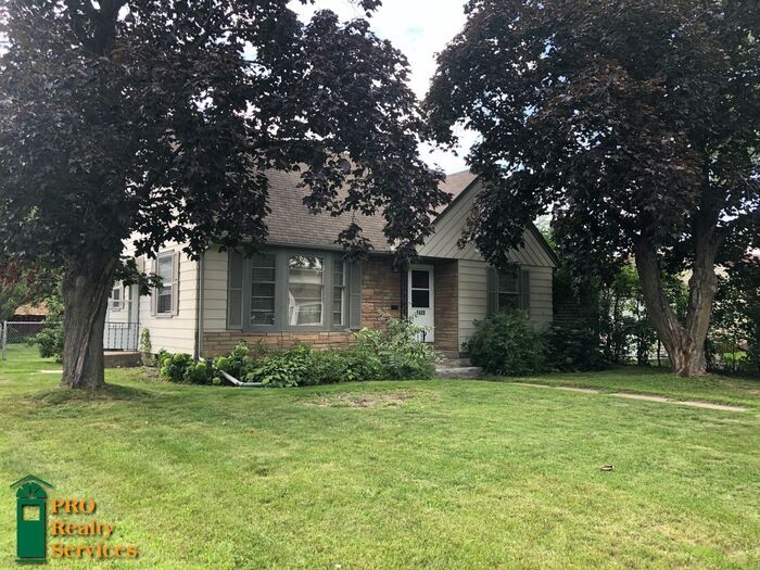 Primary Photo - 3 Bedroom Home with Large Fenced in Yard