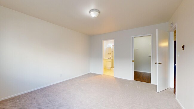 Foto del edificio - 1100 Monterey Blvd