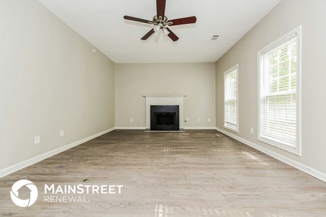 Foto del edificio - 1785 Emerald Dr