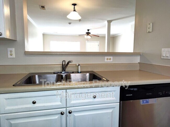 Building Photo - 4122 Melrose Club Dr