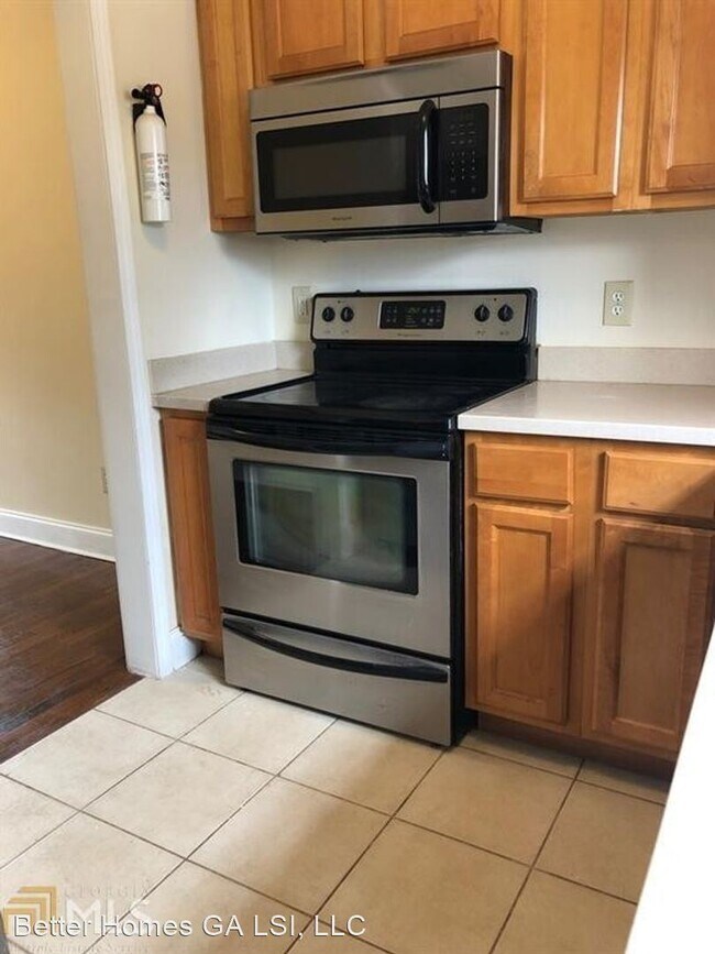 Foto del edificio - 2 br, 1 bath House - 2367 Cascade Rd Unit J38