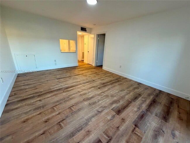 Foto del edificio - 20200 NE 27th Ct