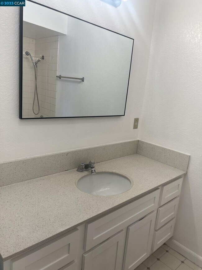 1973 Bonifacio St Unit 1, Concord, CA 94520 Condo for Rent in Concord