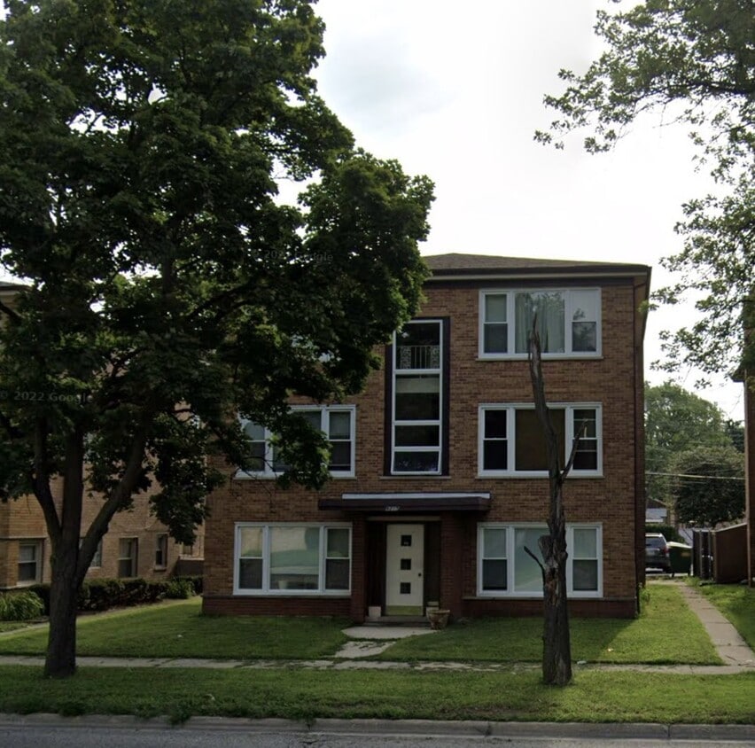 Primary Photo - 9215 S Pulaski Rd