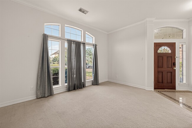 Building Photo - 2007 Baycliff Ct