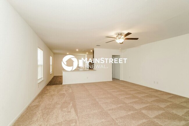 Foto del edificio - 3 Bedroom Pet-Friendly Home in New Braunfels, TX with Main Street Renewal