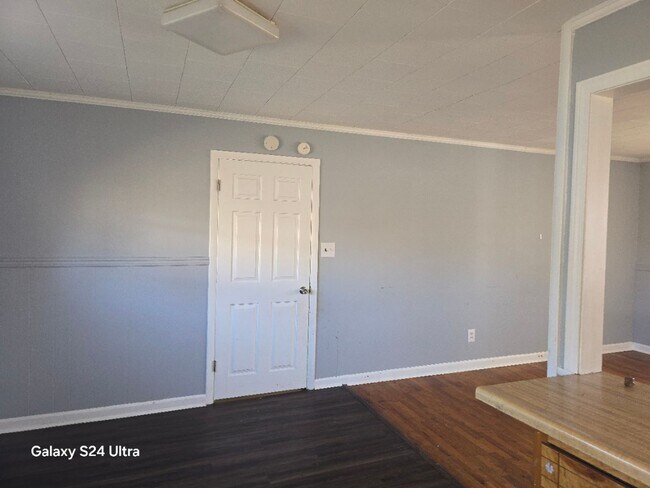 Foto del edificio - 3 Bed 2 bath home in Paragould