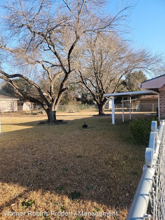 Building Photo - 4 br, 2 bath House - 607 American Blvd