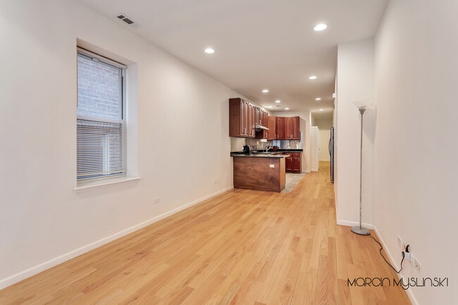 Living Room & Open Concept Dinning - 602 W 26th St