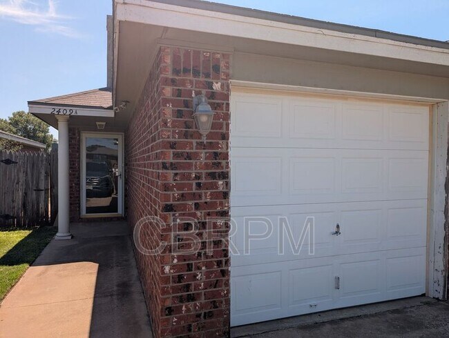 Building Photo - 2409 87th St