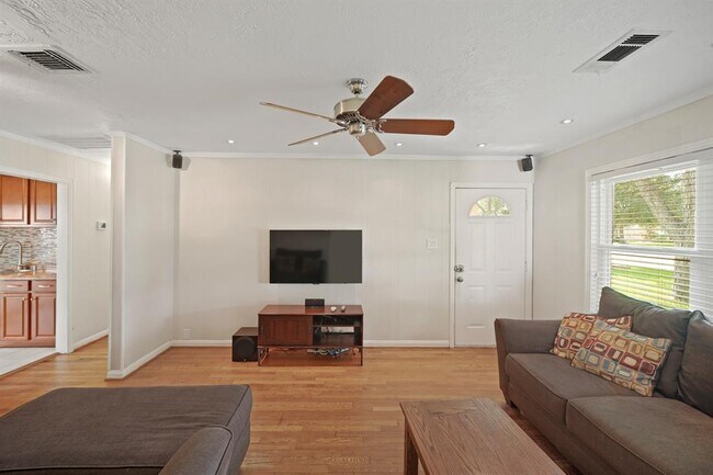 Foto del edificio - 1718 Chippendale Rd
