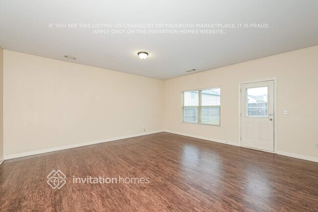 Building Photo - 4172 Oak Field Dr