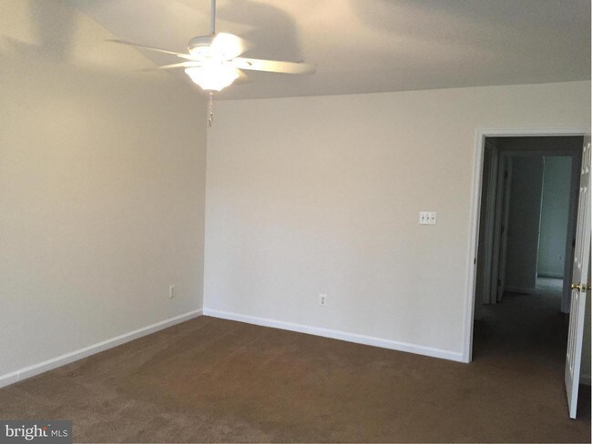 Building Photo - 18738 Harmony Woods Ln