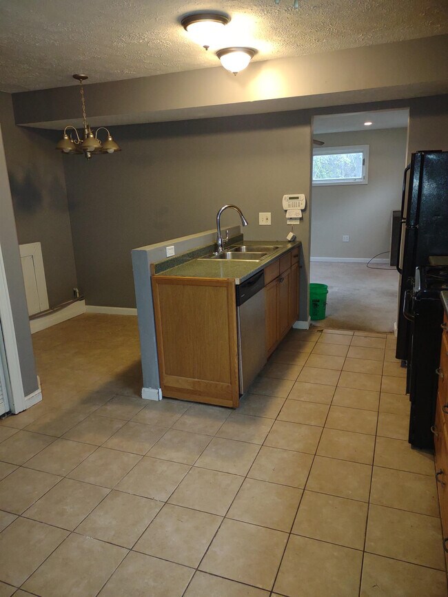 Foto del edificio - 23312 Pam Ct