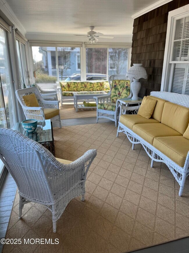 Foto del edificio - 724 East Ave