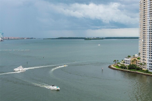 Building Photo - 335 S Biscayne Blvd