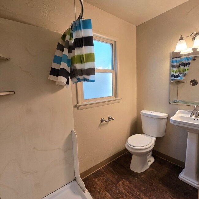 Foto del edificio - 307 N 9th St