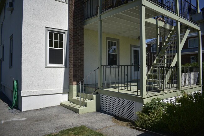 Back porch & entrance - 209 Wirth Ave