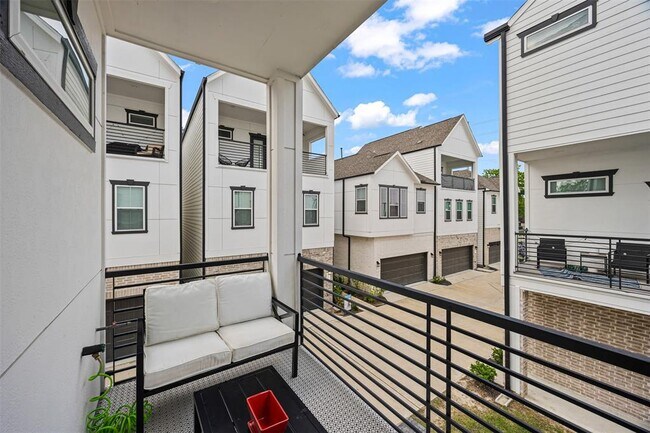 Building Photo - 5406 Wheatley St