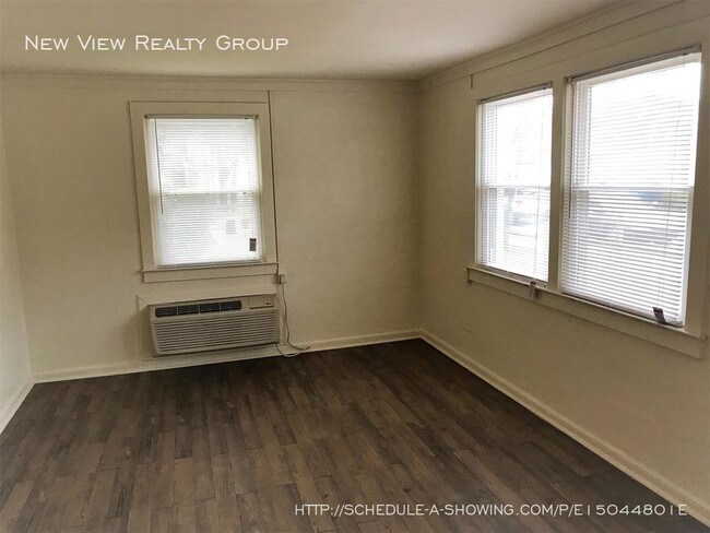 Building Photo - 201 Chandler Dr