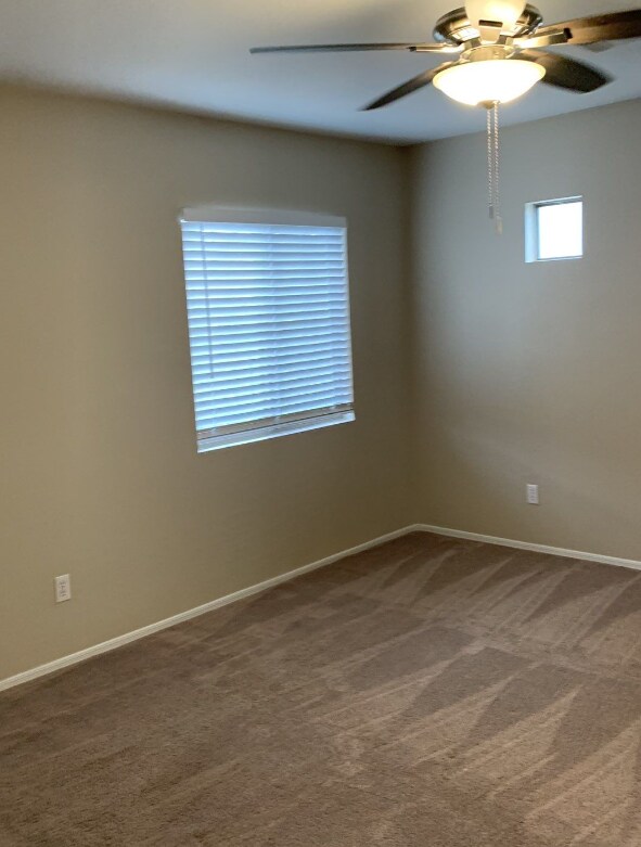 Foto del edificio - SELF TOUR NOW! - 22027 N 30th Ln, Phoenix,...