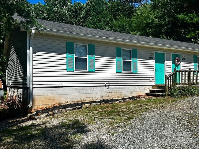 Building Photo - 5591 Wrenn Dr