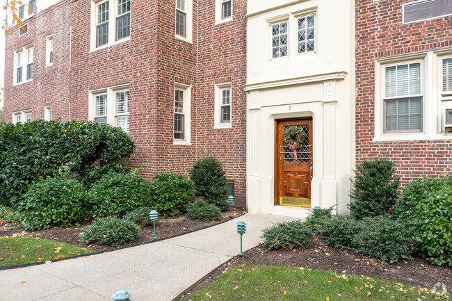 Building Photo - Bronxville Towers Apartments