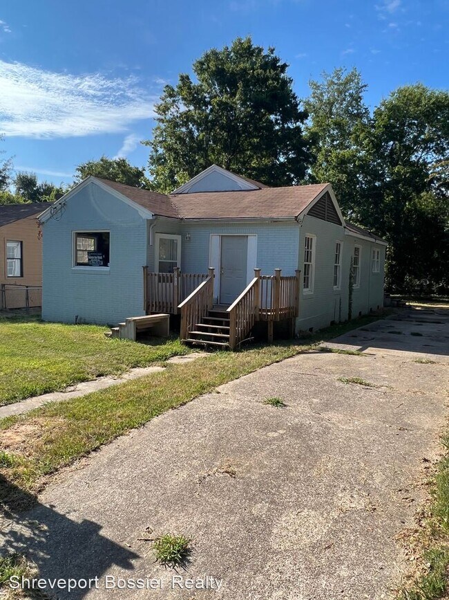 Building Photo - 3 br, 1.5 bath House - 2511 Quinton St