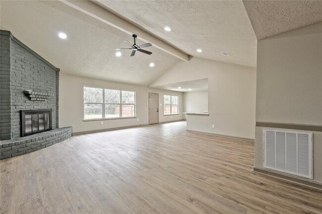 Foto del edificio - 6523 Brookgate Dr