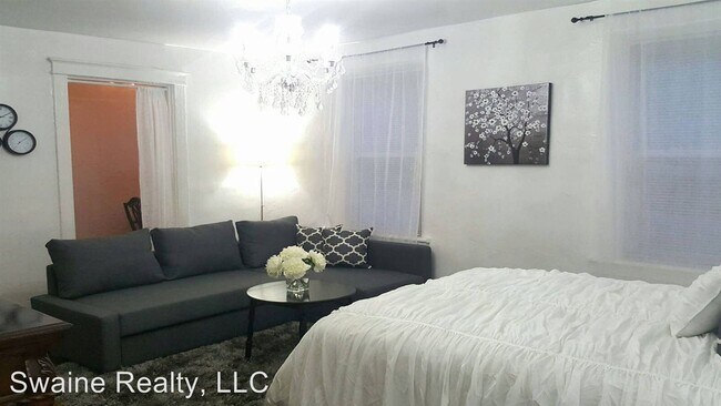 Building Photo - 7202-7212 Lyndover Pl