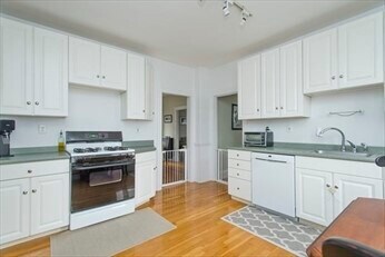 Building Photo - 34 Donnybrook Rd