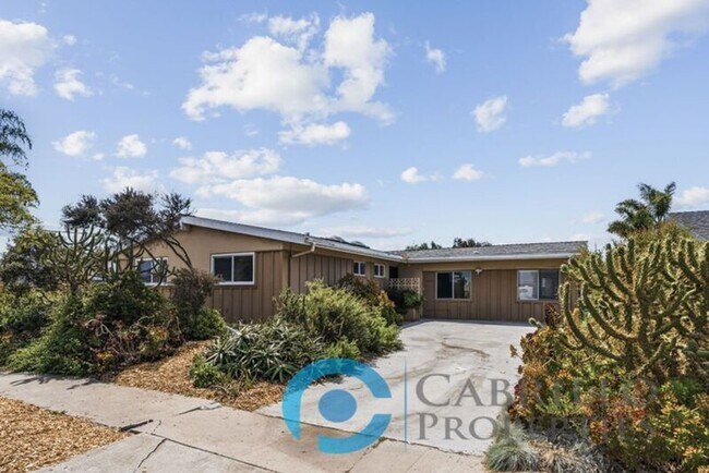Foto del edificio - 4533 Mt Lindsey Pl