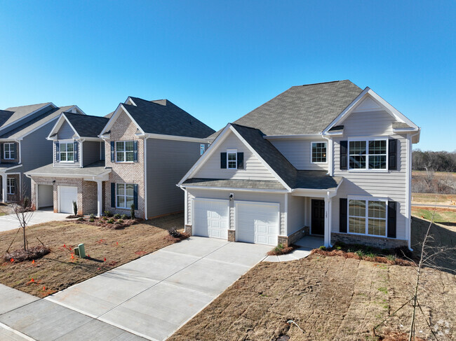 Building Photo - Lake Norman